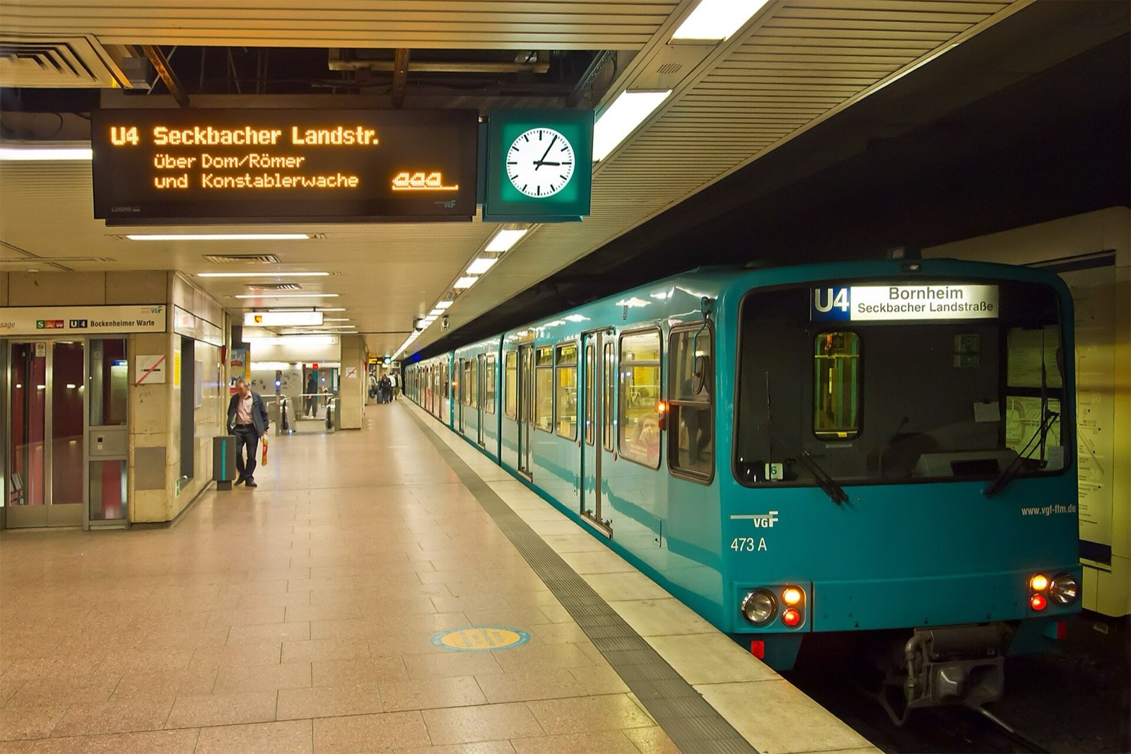 法蘭克福中央車站的 U-Bahn 列車